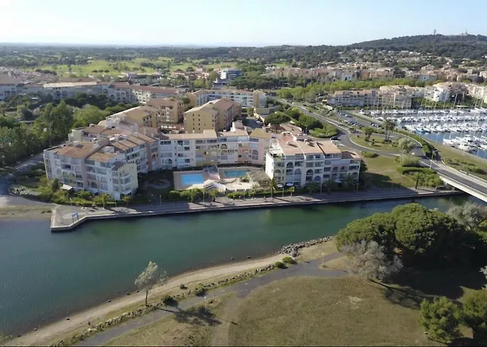 Superbe Appartement 6 Personnes Avec Piscine Secteur Richelieu, A 400M De La Plage Et A 650M Du Centre Port